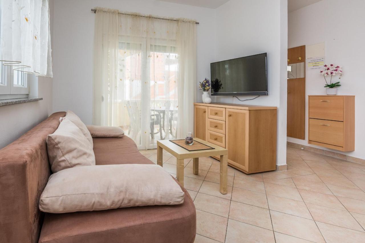 Apartments Sarlija Vir Luaran gambar